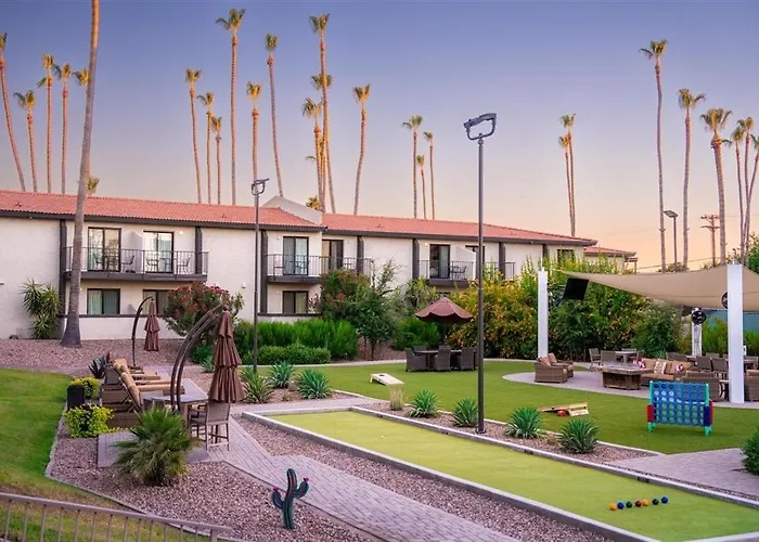 209 Fully Furnished 1br Suite-prime Location *